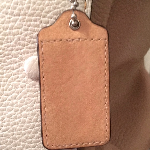 π₯FIRM PRICE HTF Coach Legacy XXL 3β Tan Bag Hang Tag Fob Keychain ONLY!π₯ NEW!!π - Picture 5 of 7